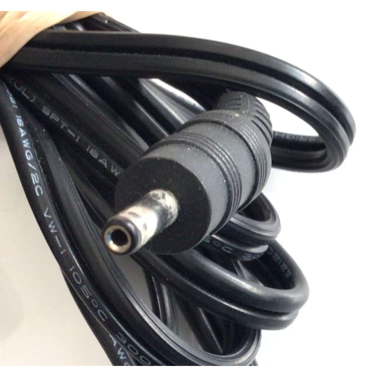 CARGADOR / ADAPTADOR DE FUENTE DE ALIMENTACION NAZ  VCA-VCD / NUMERO DE PARTE NSA-0181F05B / ENTRADA VCA 100-240V~ 60/50HZ 0.4A / SALIDA VCD 5V 1.6A / MODELO NSA-0181F05B - Imagen 3